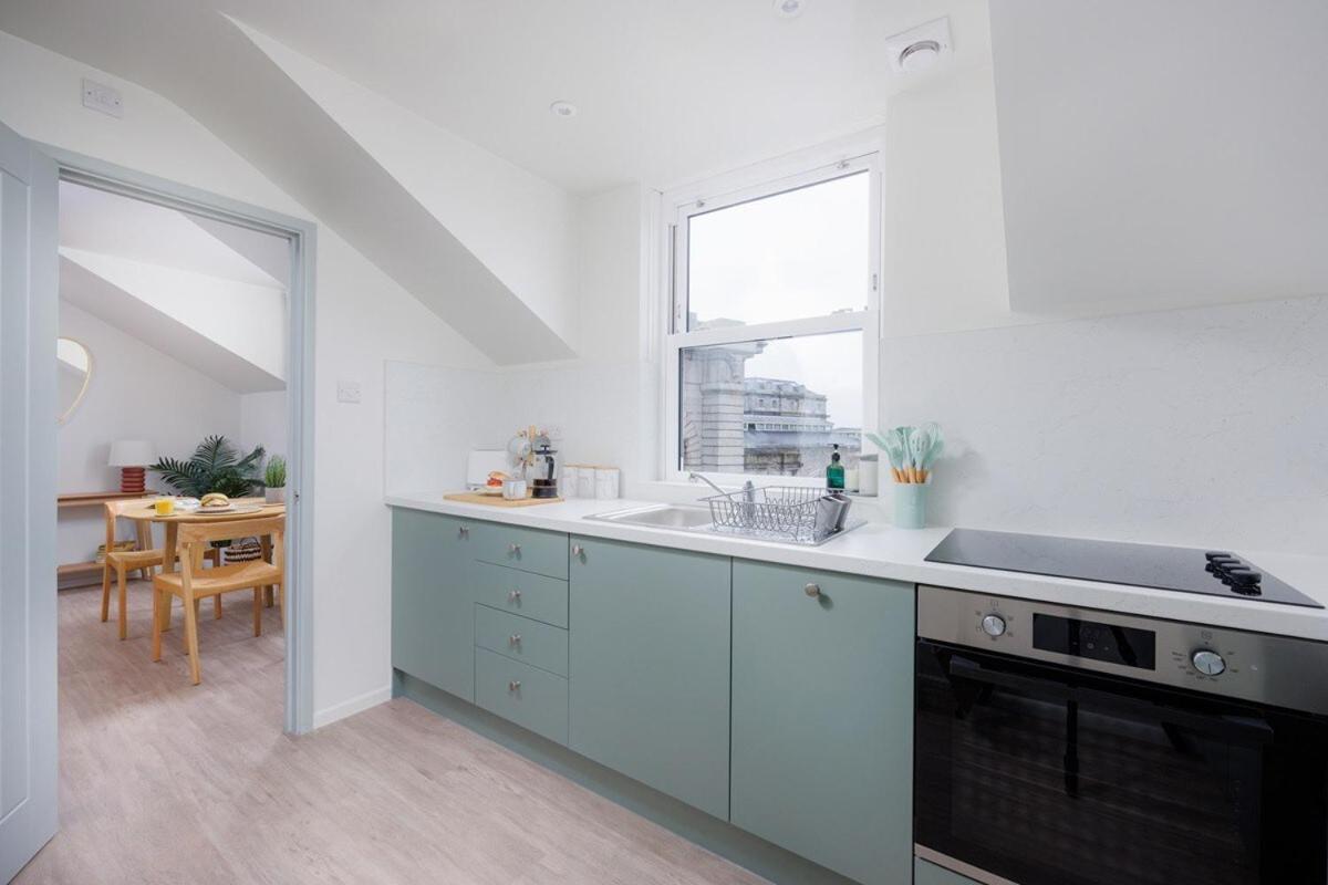 Luxury Penthouse 2 Bed * Plymouth